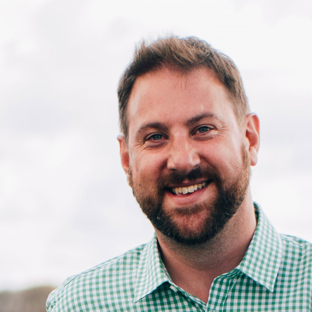Image of staff member Tom Clarke
